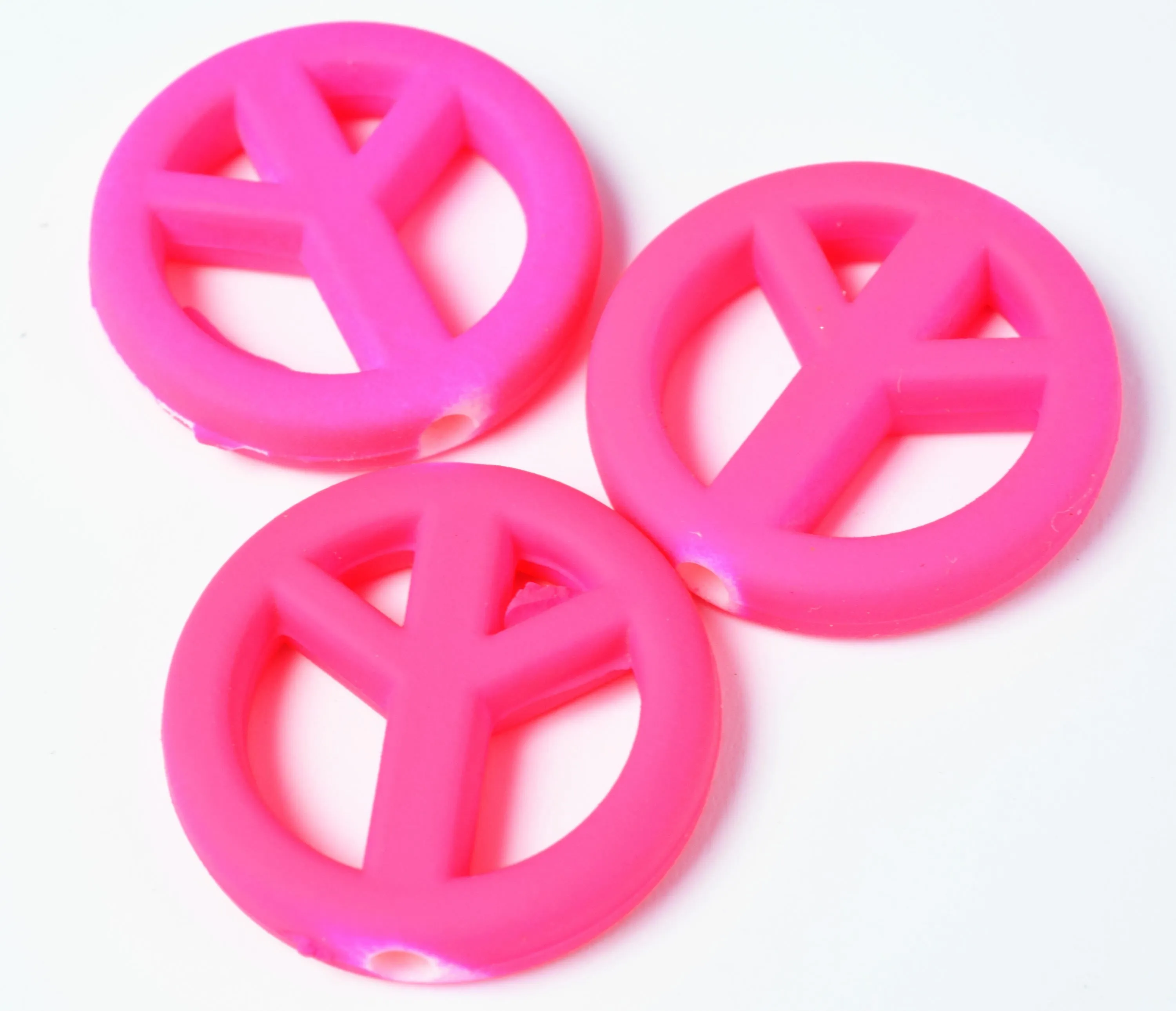 20/17mm Matte Rubberized Colorful Plastic Peace Symbol Beads,Clay Peace Beads,Acrylic Beads,Necklace beads,Rubberized Beads Jewelry