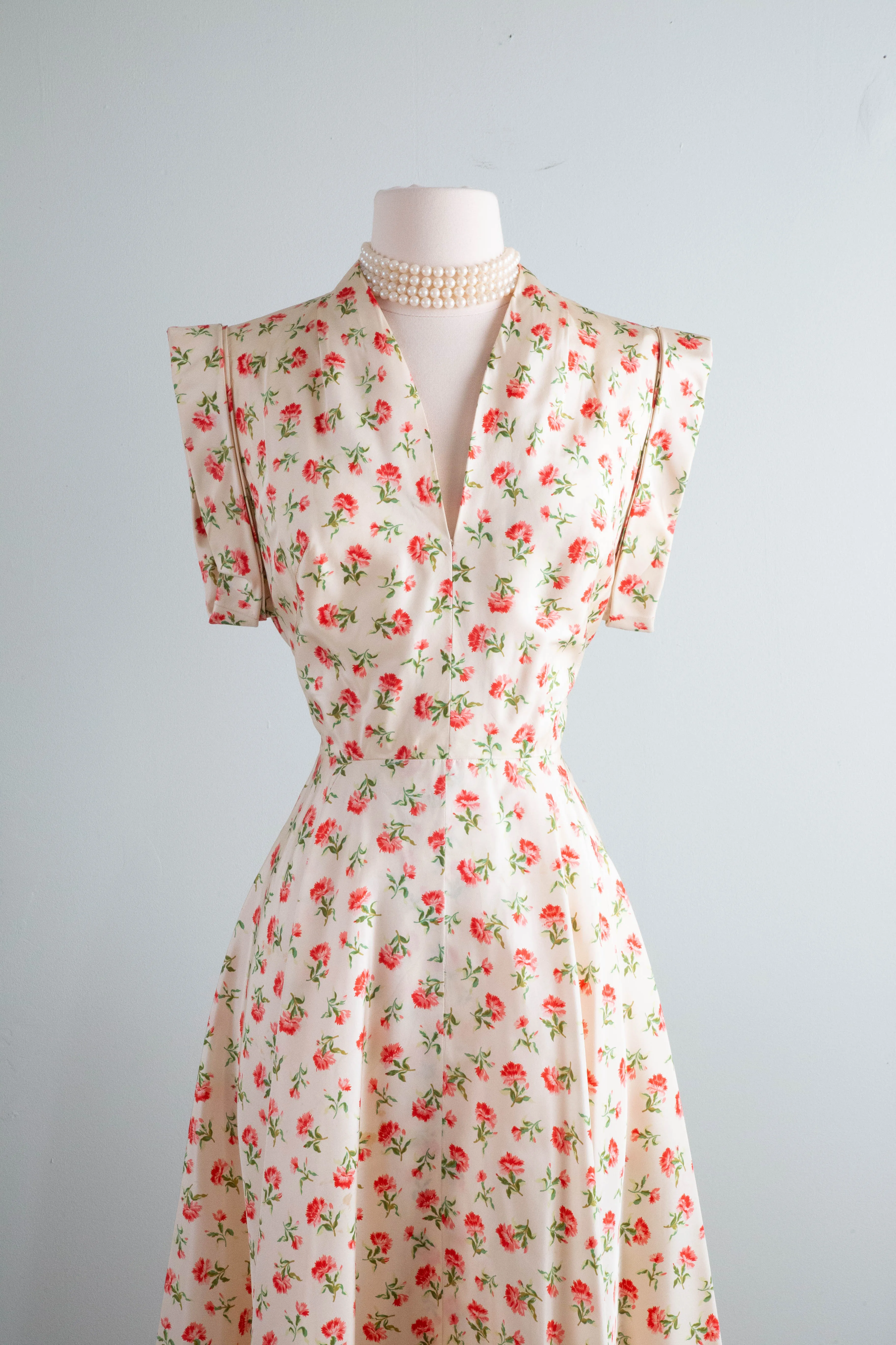 Absolutely Stunning 1950's Traina-Norell Silk Carnation Print Dress / SM