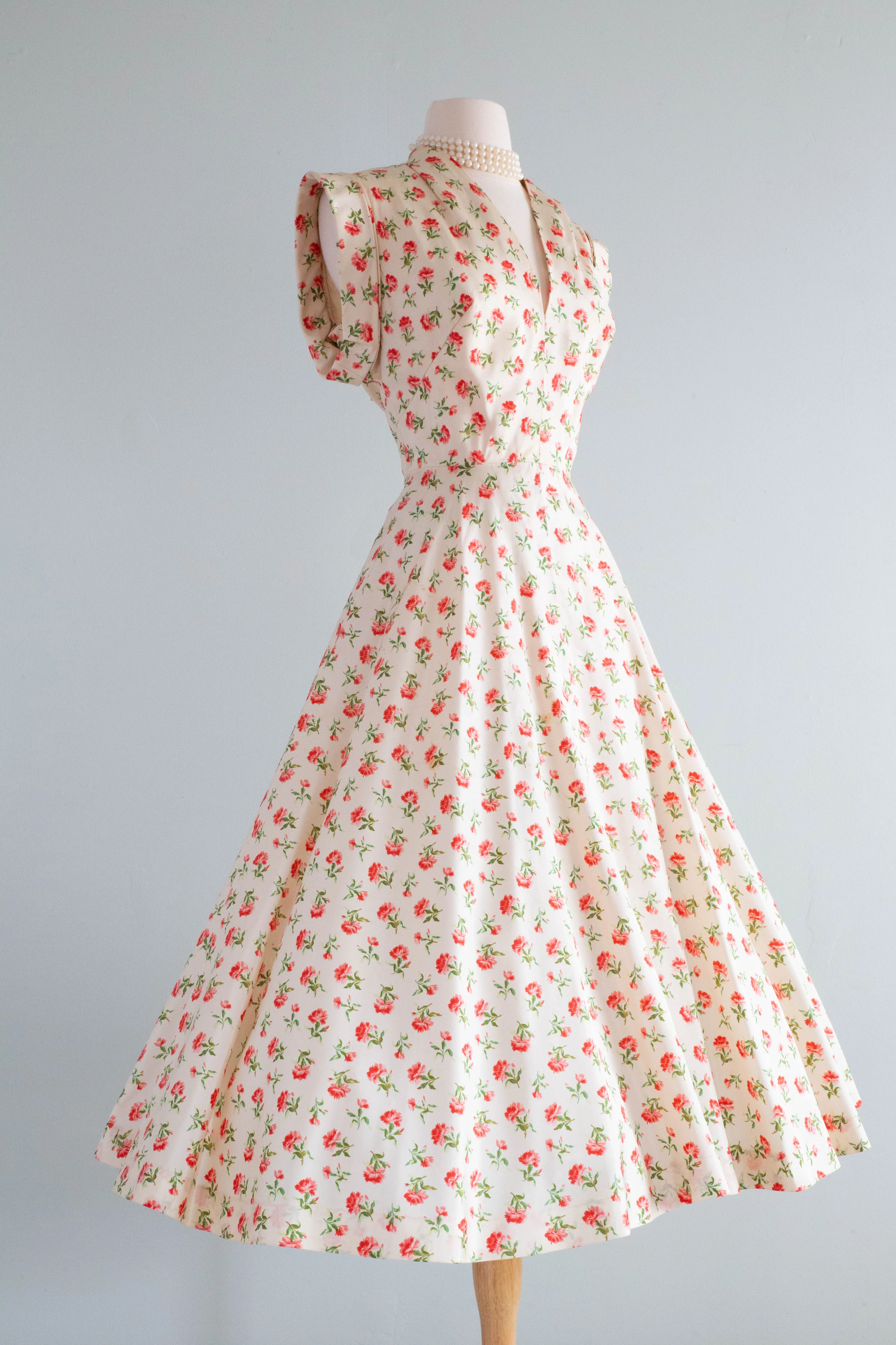 Absolutely Stunning 1950's Traina-Norell Silk Carnation Print Dress / SM