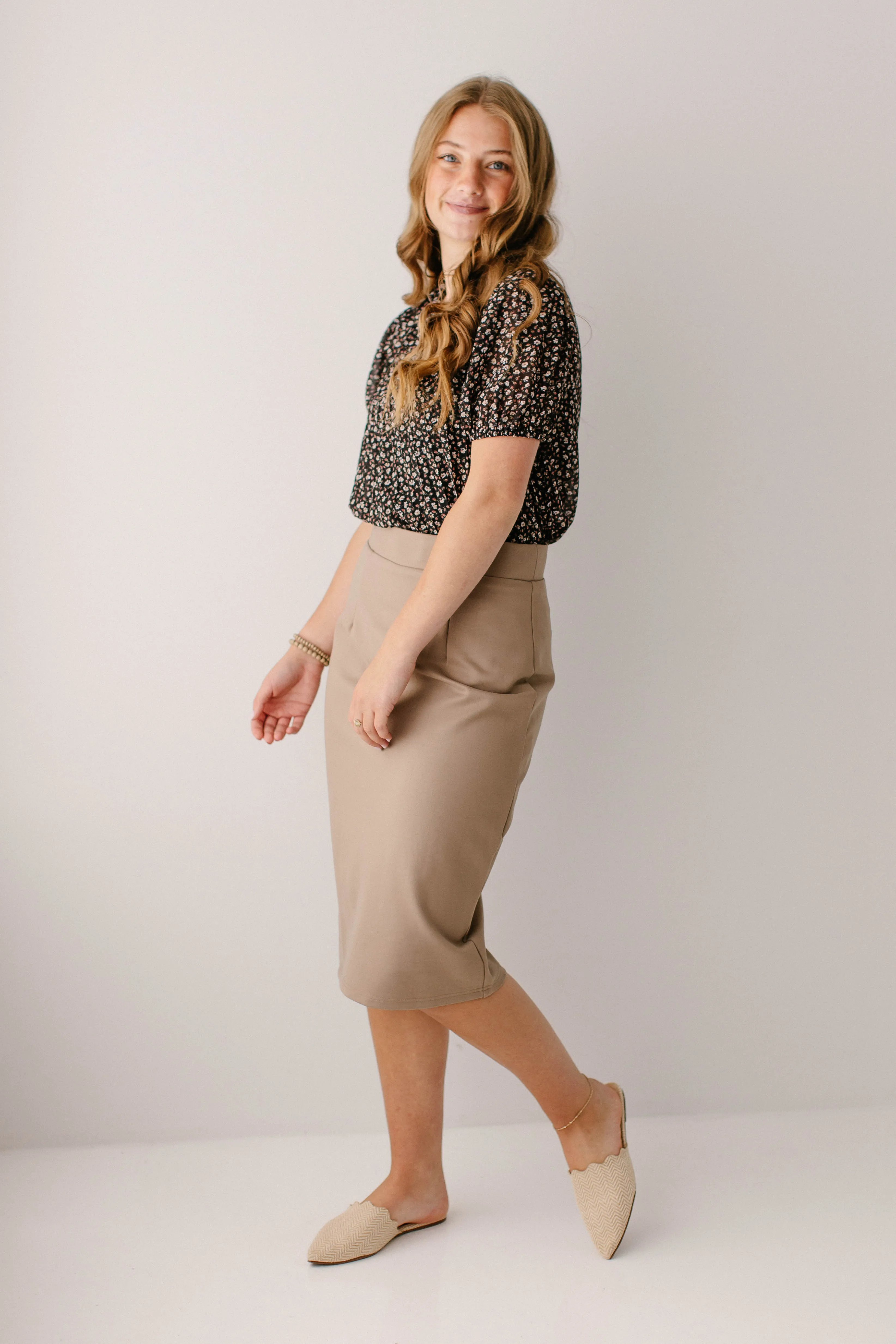 'Anna' Pencil Skirt in Light Mocha