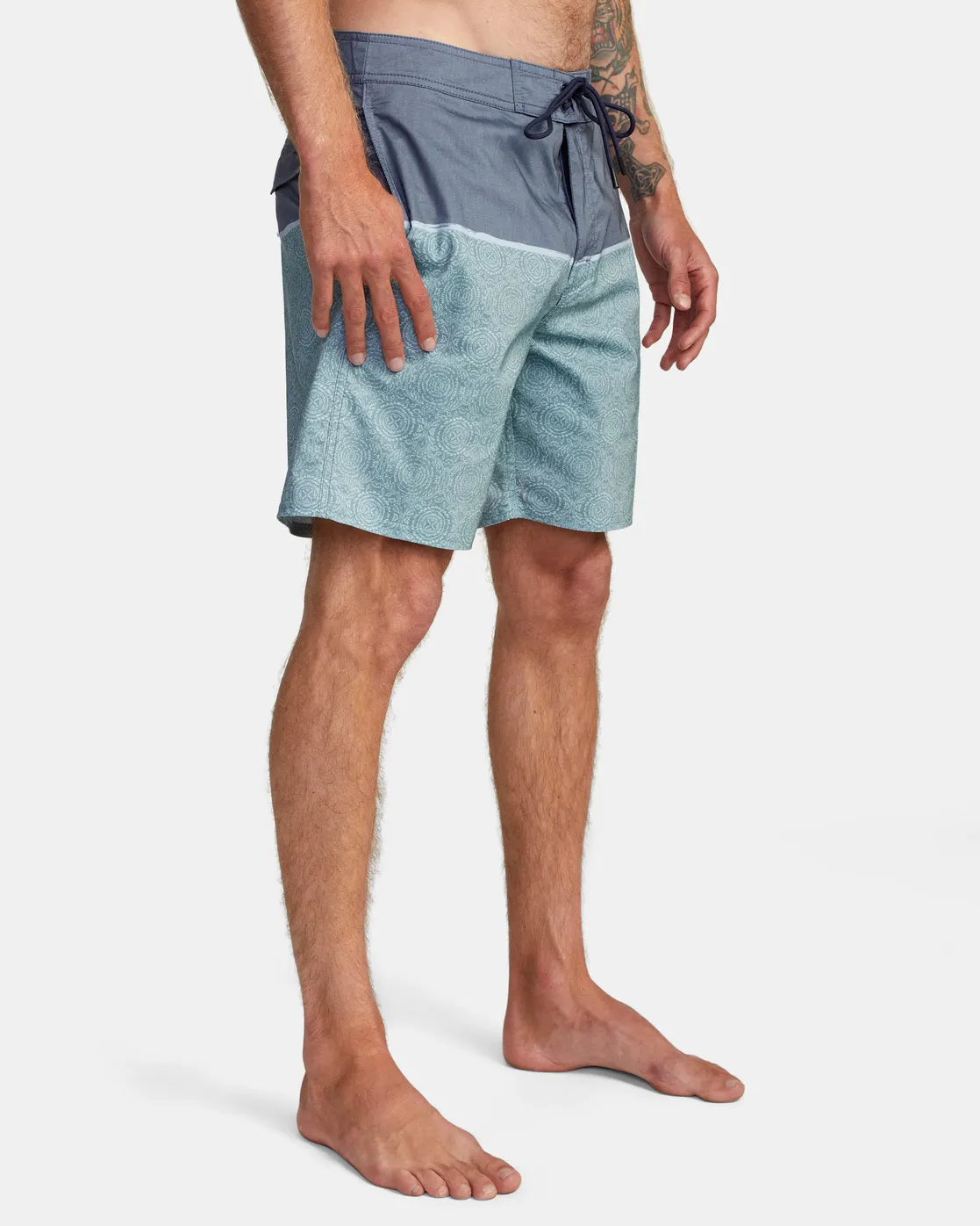 County 18 Boardshorts - Moody Blue