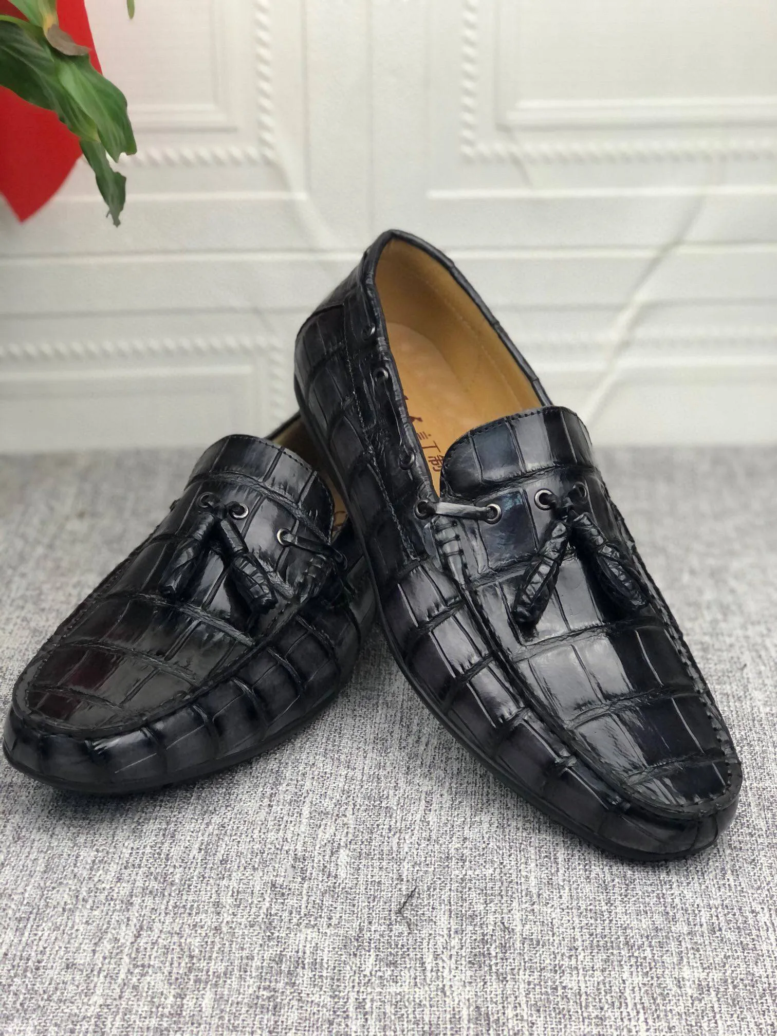 Crocodile Shoes Crocodile  Leather Shoes Mens Slip-On Driving Loafer Shoes With Tassle Vintage Dark Grey