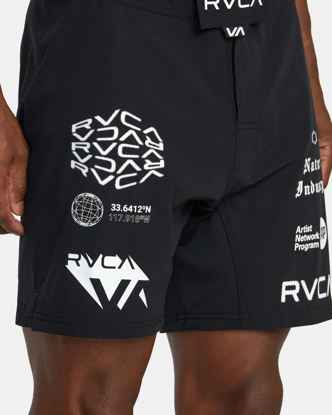 Fight 15 Scrapper Shorts - Black All Brand 2