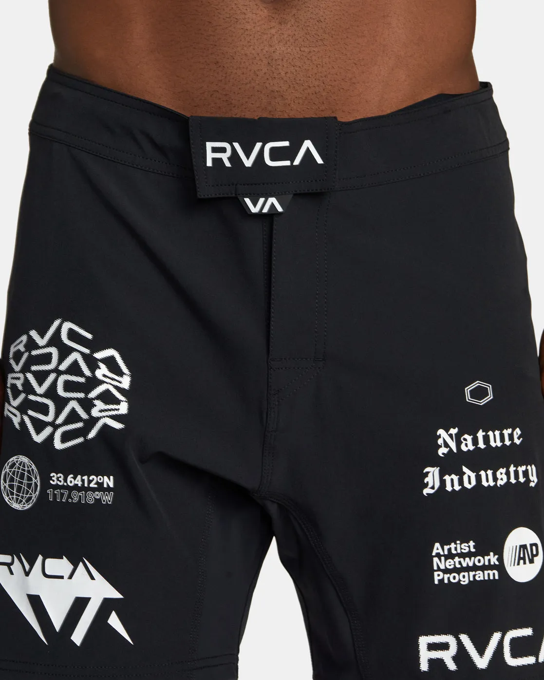 Fight 15 Scrapper Shorts - Black All Brand 2