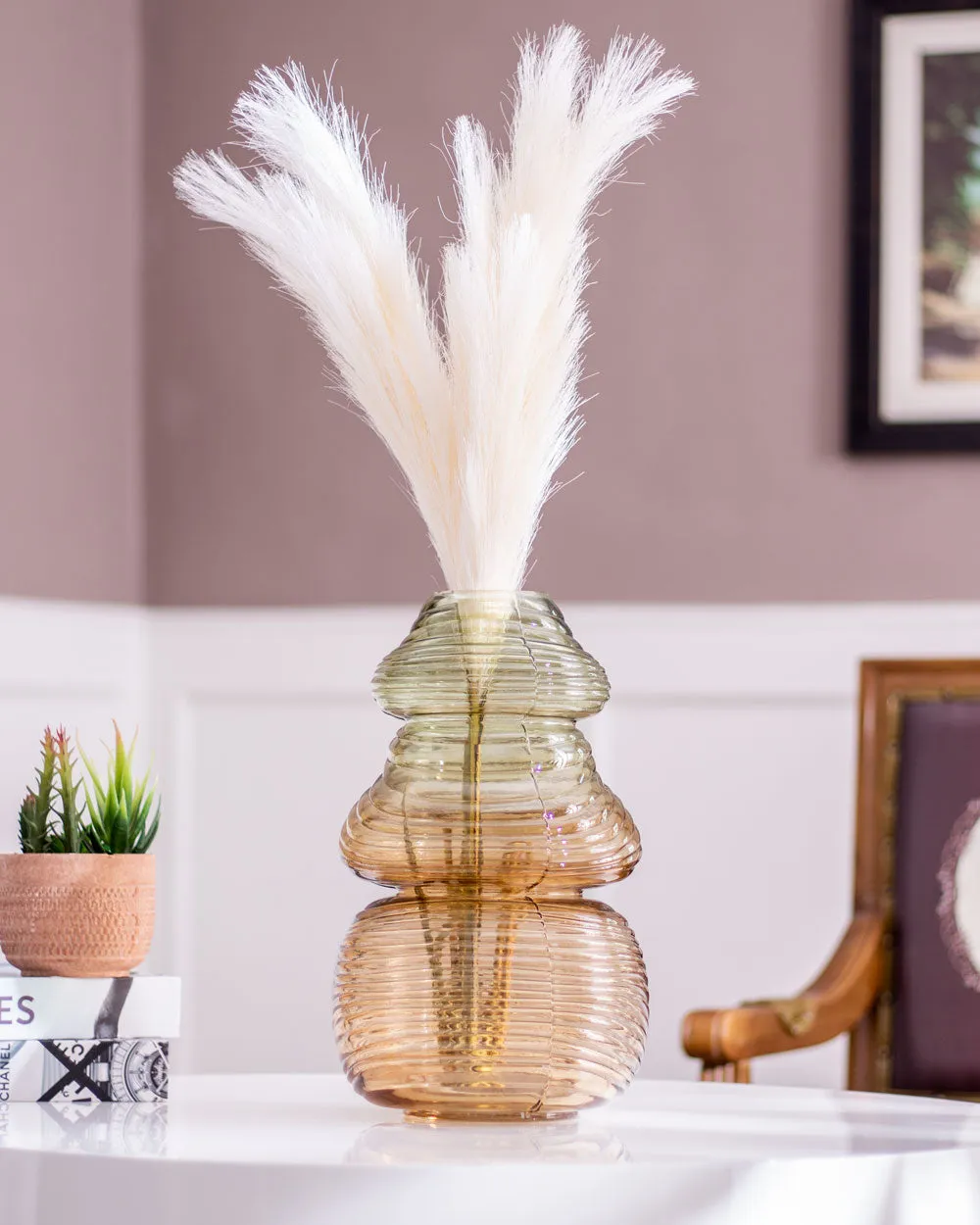 'Layered Brilliance' Flower Glass Vase