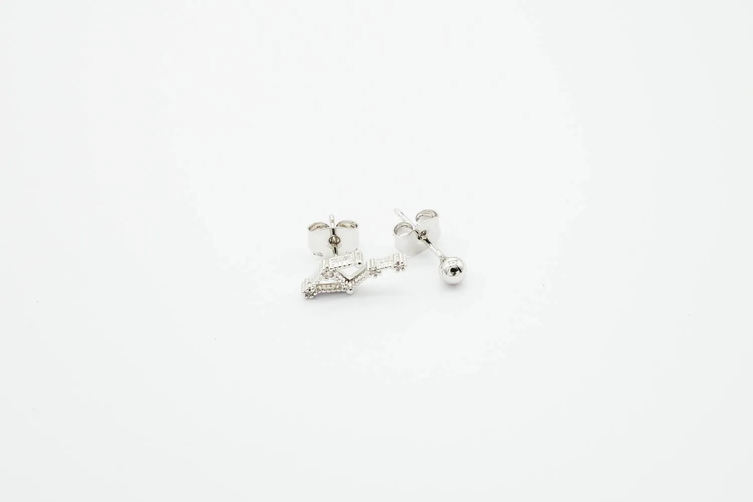 Libra Earrings Sept 23. - Oct 22.