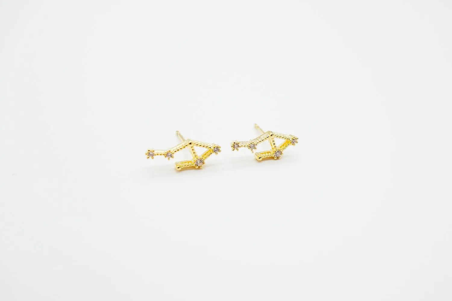 Libra Earrings Sept 23. - Oct 22.