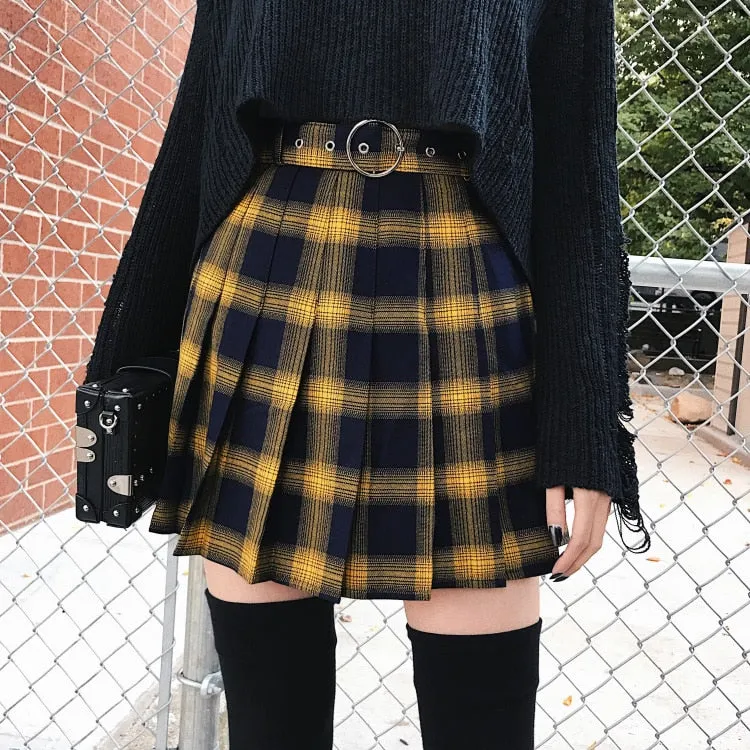 'Miss Morgue' Black and yellow plaid skirt