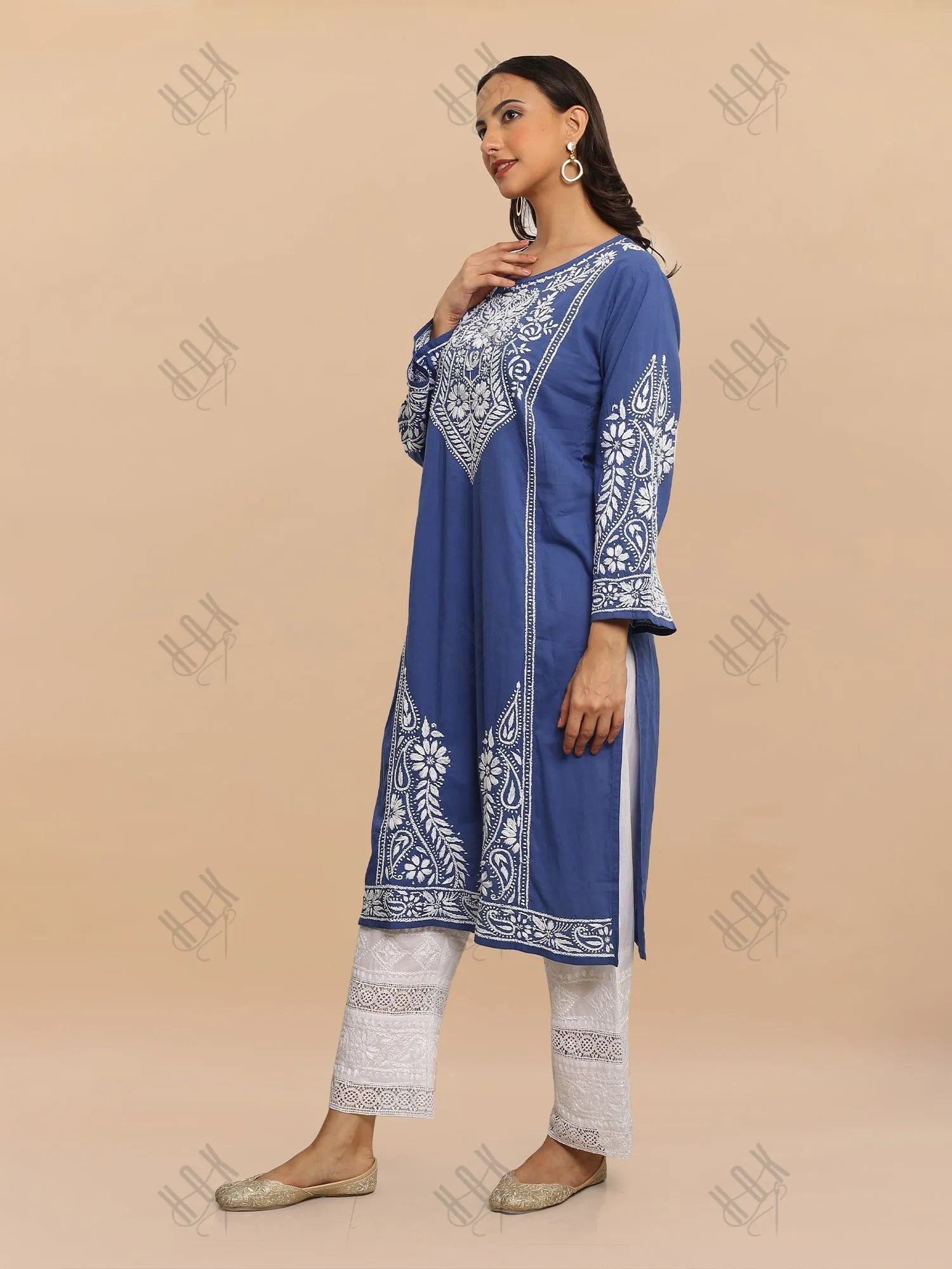 Muskaan in Saba Chikankari Long Kurti in Cambric Cotton - Blue