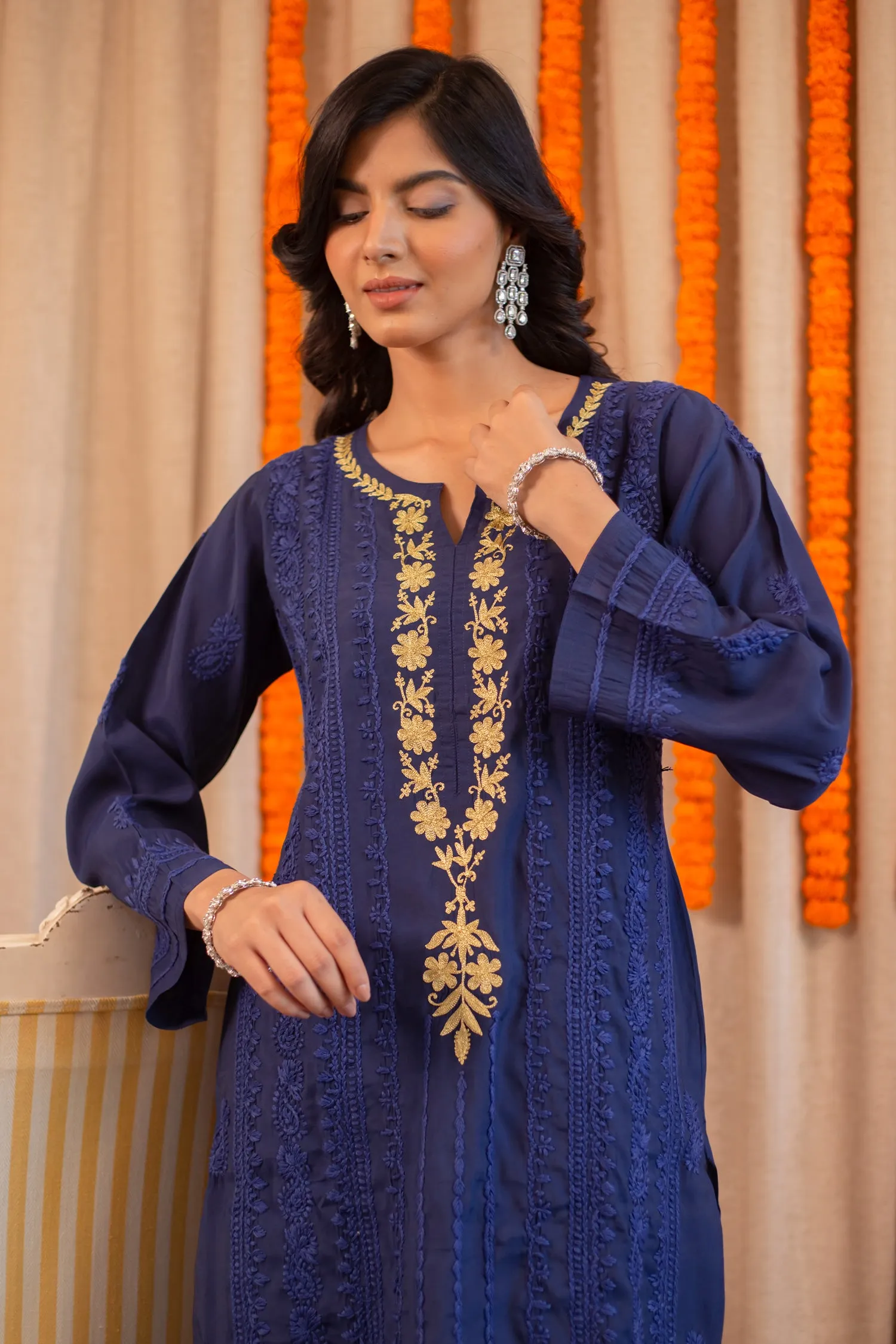 Saba Muslin Kurta In Blue With White Zari Embroidery