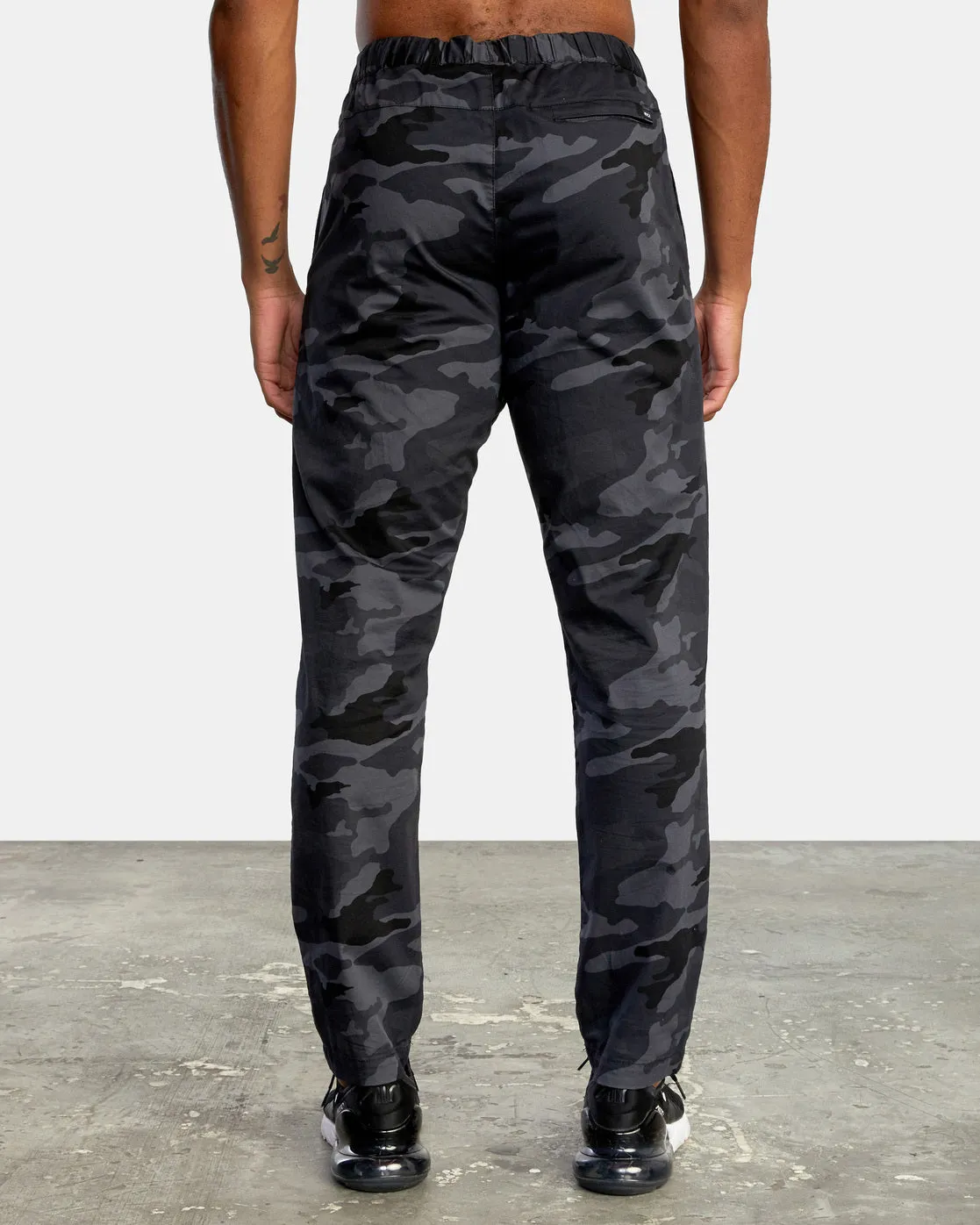 Spectrum Track Pant Iii - Camo