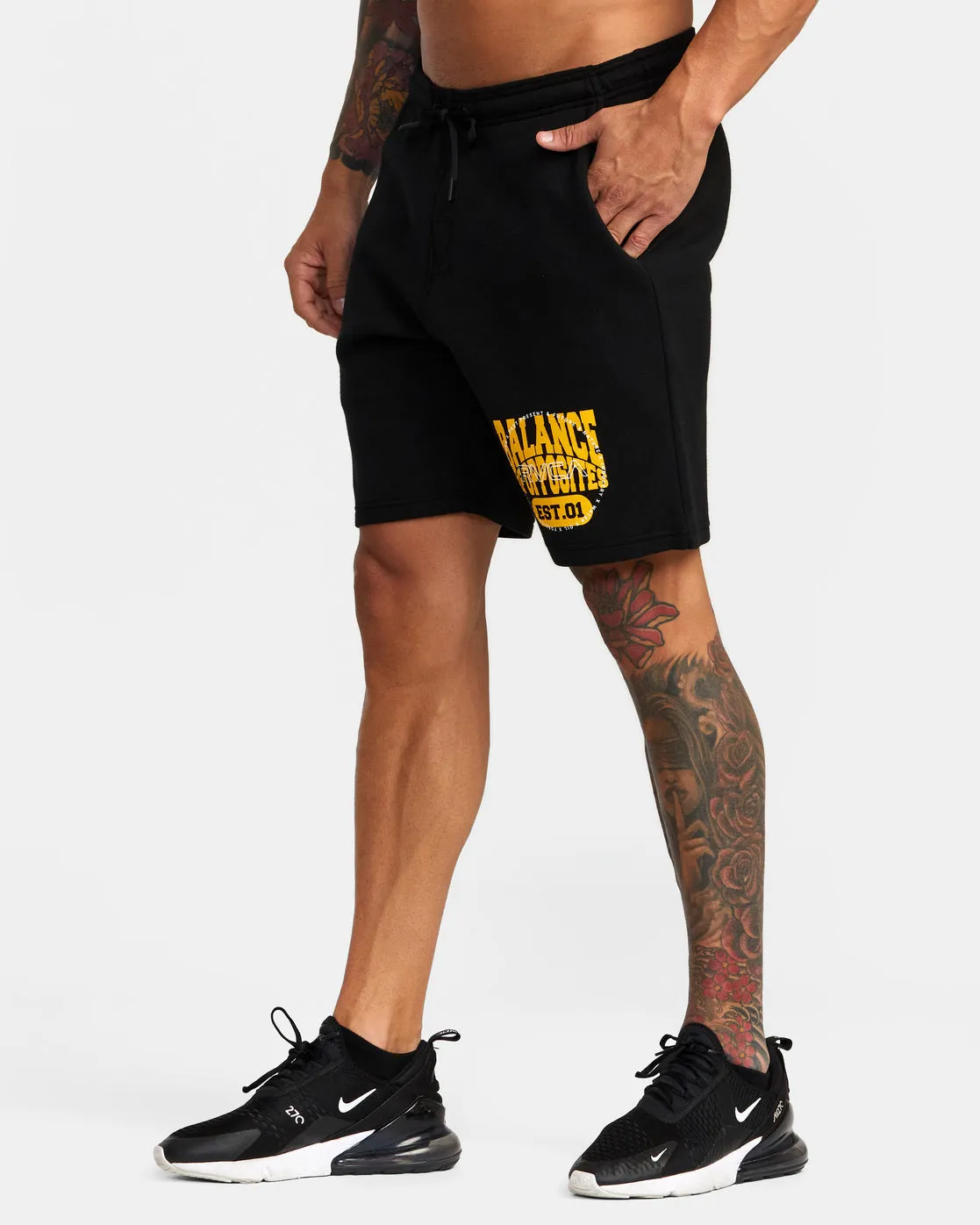 Sport IV 19 Shorts - Black/Gold