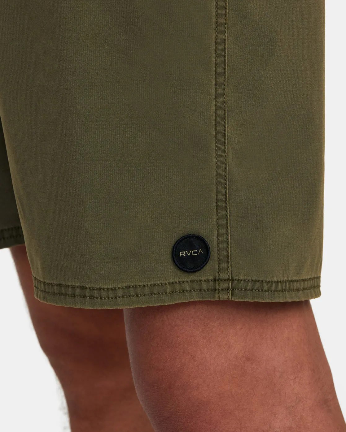 VA Pigment 18 Boardshorts - Olive