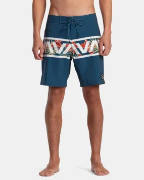 Wild Hibiscus Hawaii Va Banded 18 Boardshorts - Duck Blue