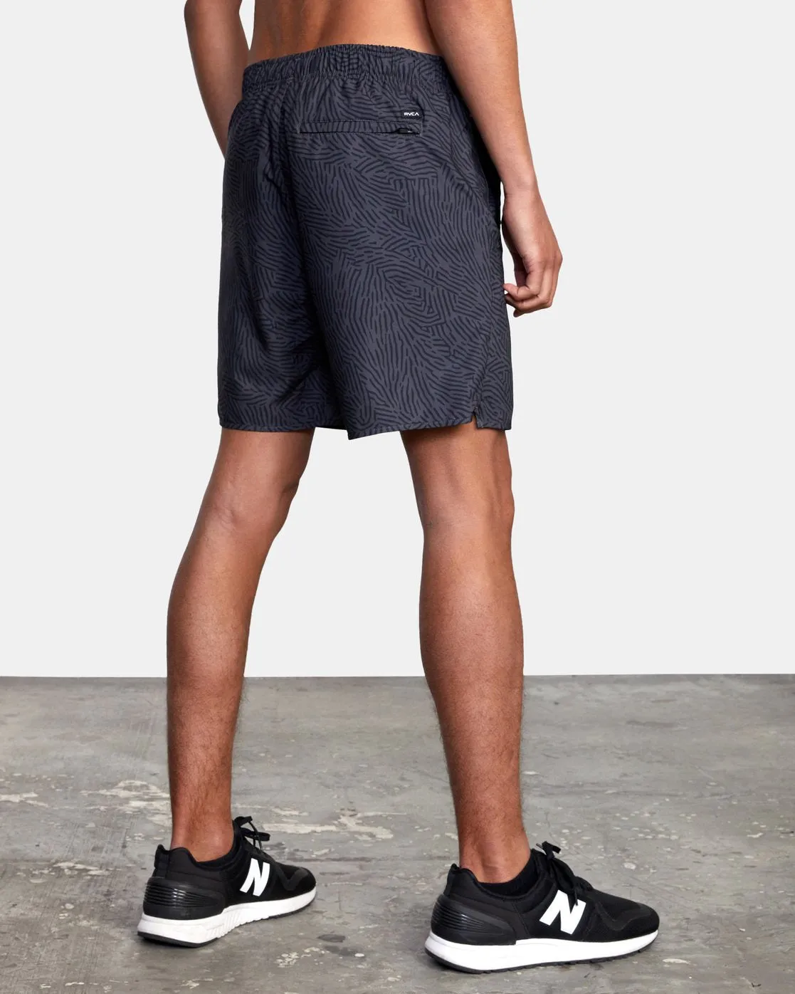 Yogger IV 17 Athletic Shorts - Grey Black