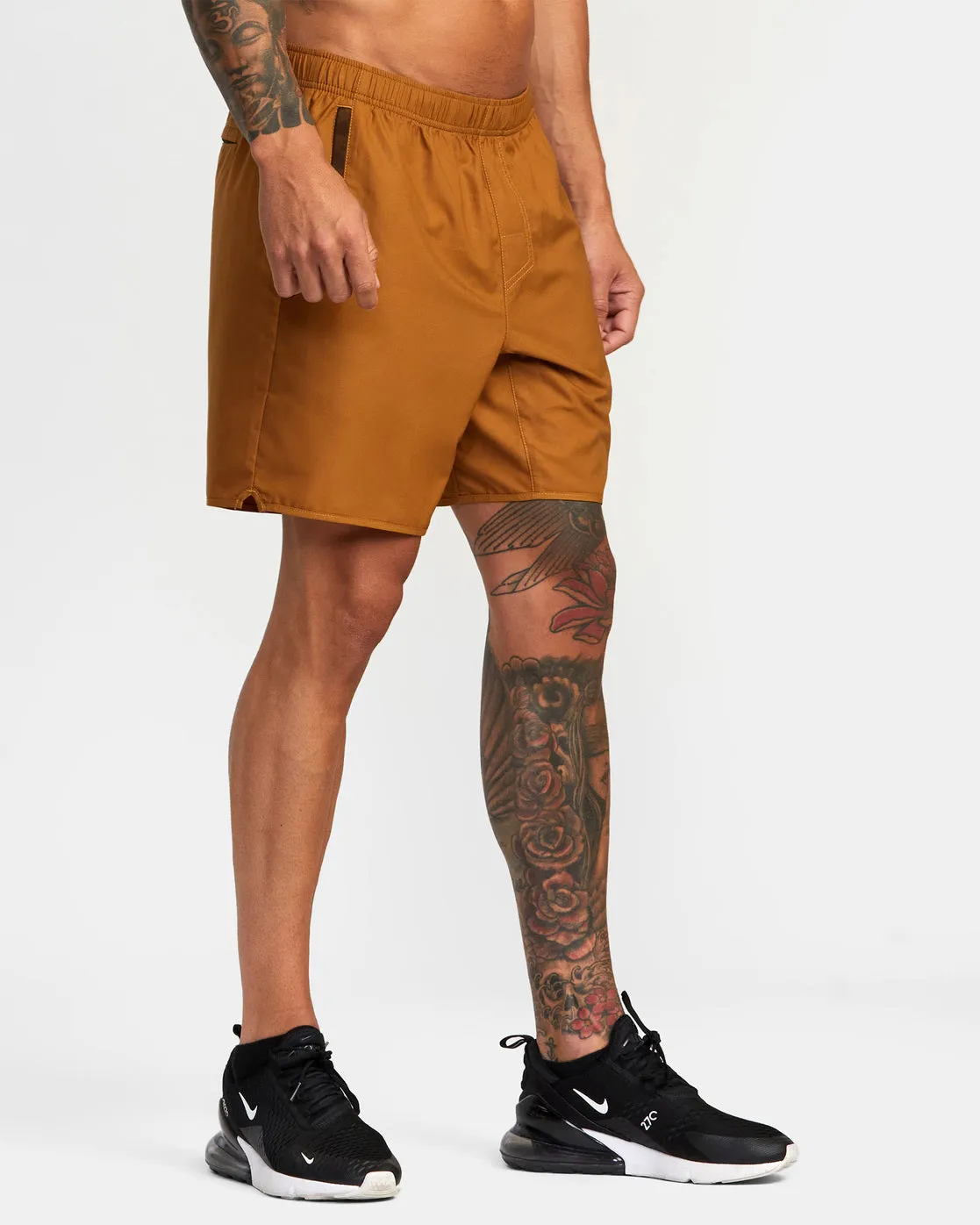 Yogger IV 17 Athletic Shorts - Tobacco