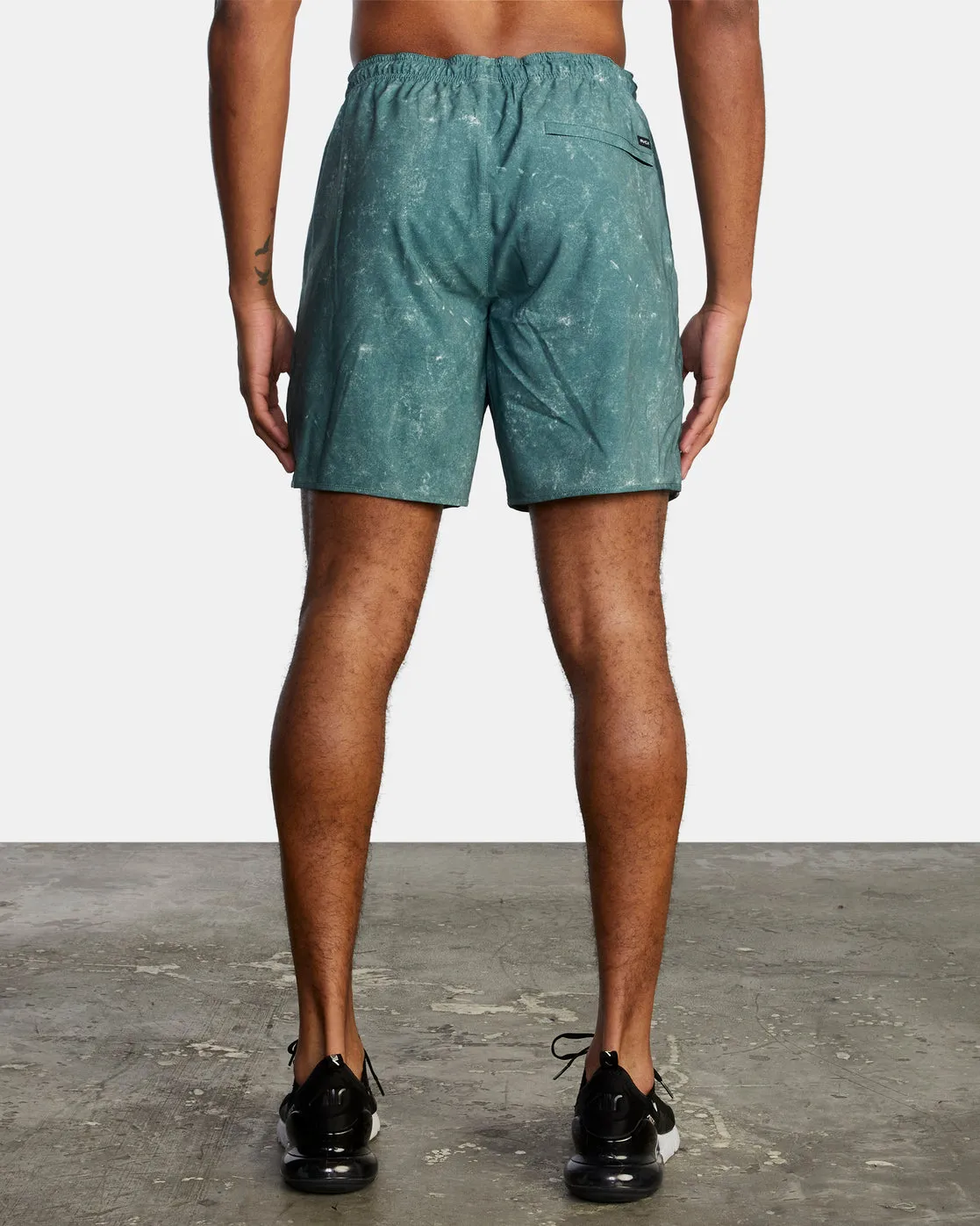 Yogger Stretch 17 Athletic Shorts - Acid Wash Jungle Green