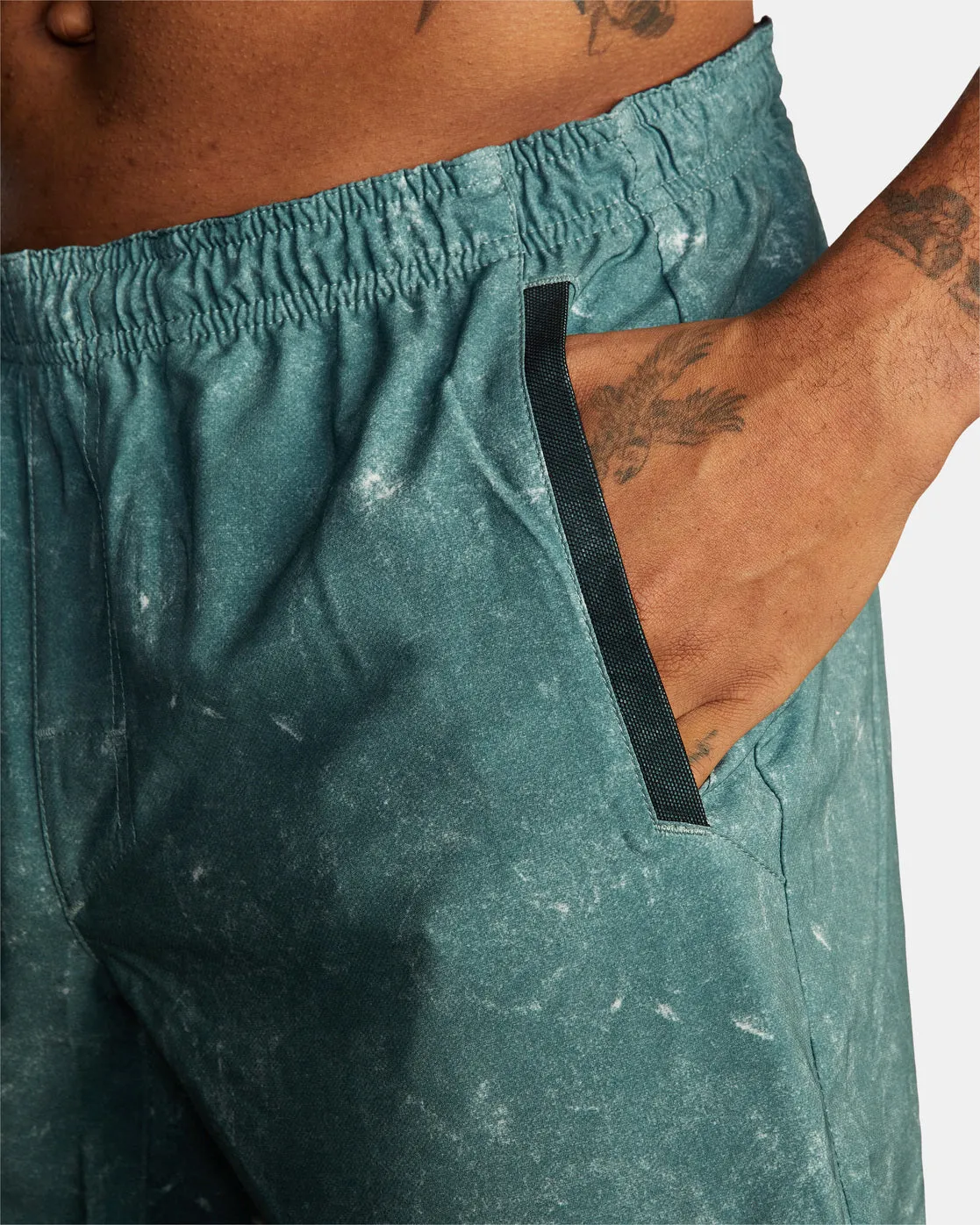 Yogger Stretch 17 Athletic Shorts - Acid Wash Jungle Green