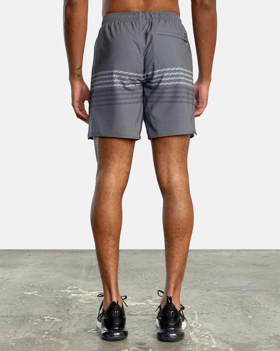 Yogger Stretch 17 Athletic Shorts - Va Stripe Smoke