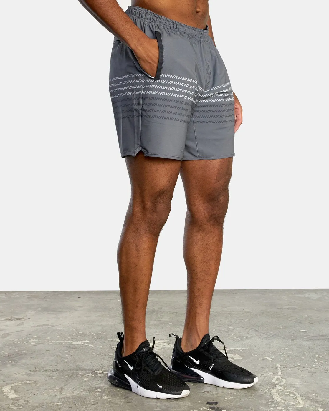 Yogger Stretch 17 Athletic Shorts - Va Stripe Smoke