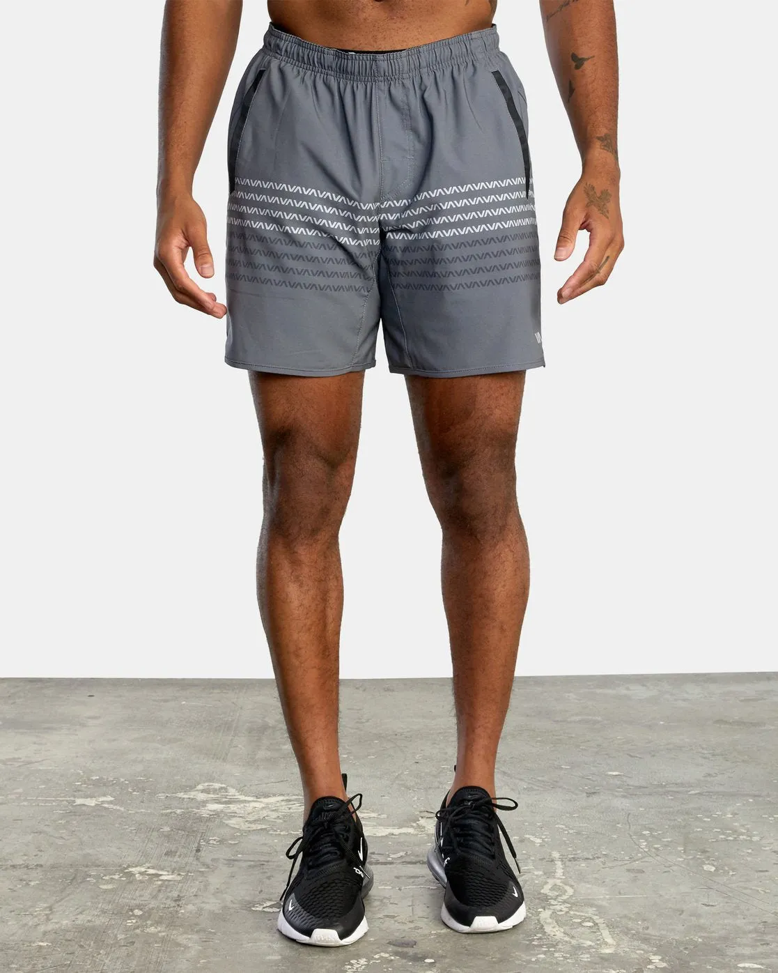 Yogger Stretch 17 Athletic Shorts - Va Stripe Smoke